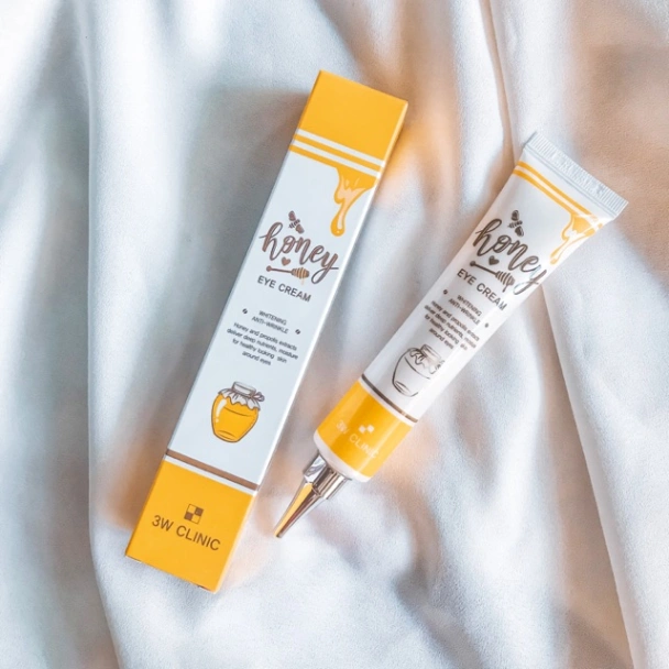 3W Clinic Honey Eye Cream for Dark Circles Puffiness And Fine Lines 40 Ml 5